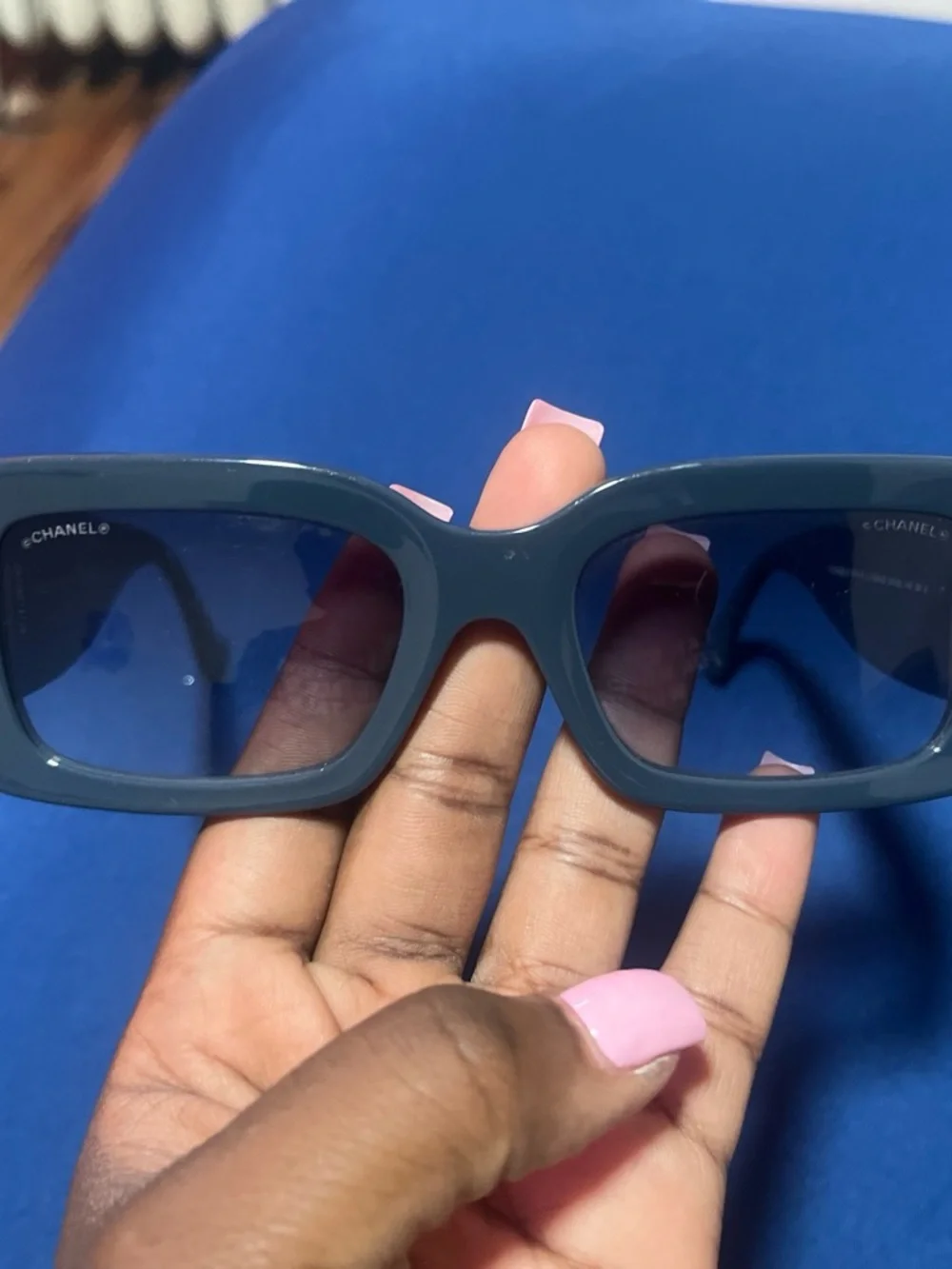 CHANEL used Blue/Gray Sunglasses with Gold Hinges no packaging included